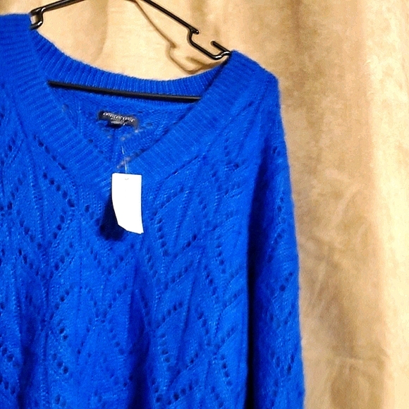 COPY - NWT American Eagle Blue Knit Jegging Fit  Sweater - Picture 3 of 8